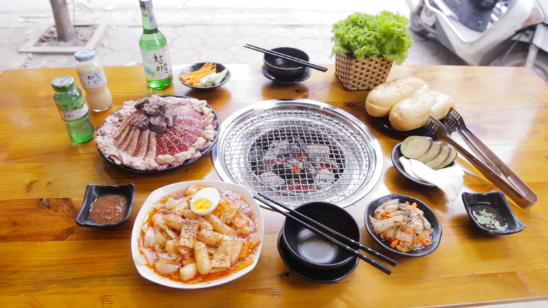Toji BBQ House còn có cả những món ăn truyền thống của xứ sở kim chi