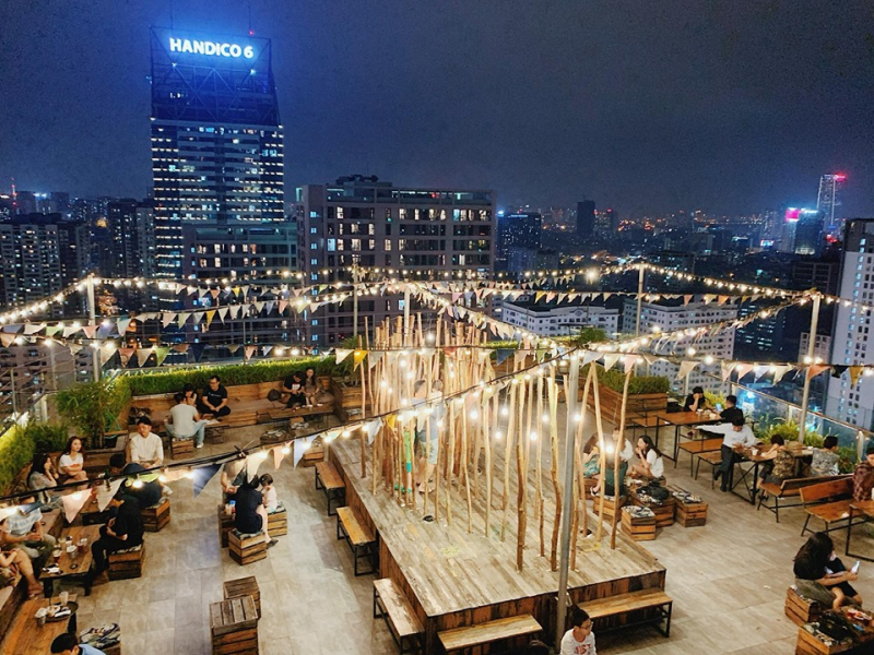 Tổ chức tại Trill Rooftop Cafe
