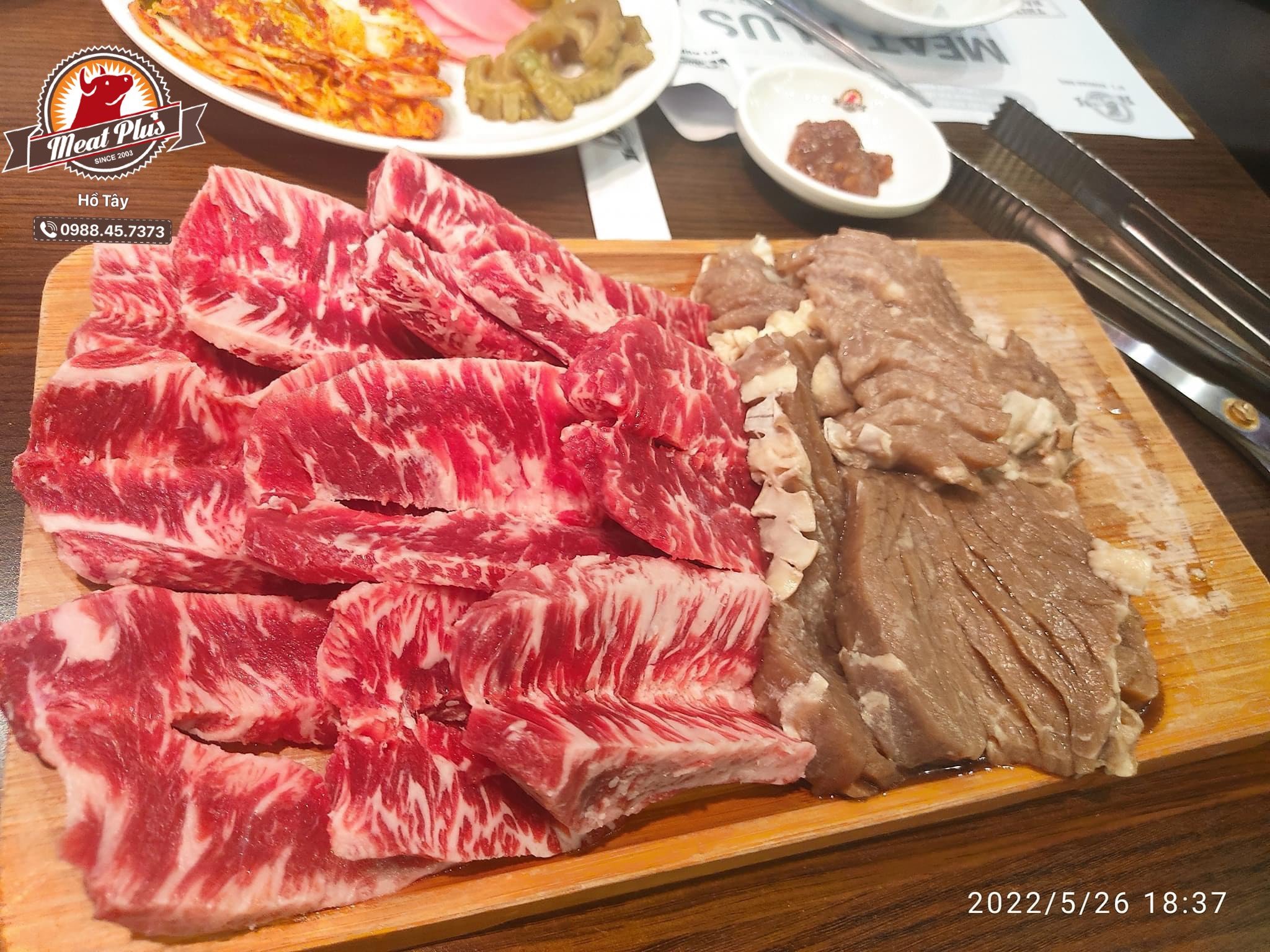 Thịt nướng chuẩn Hàn - Meat Plus Hồ Tây