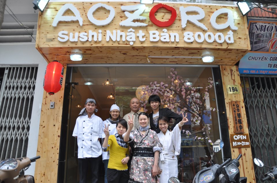 Aozora Sushi là một trong những địa chỉ cung cấp nhiều món ăn vặt ngon, chất lượng tại Tây H