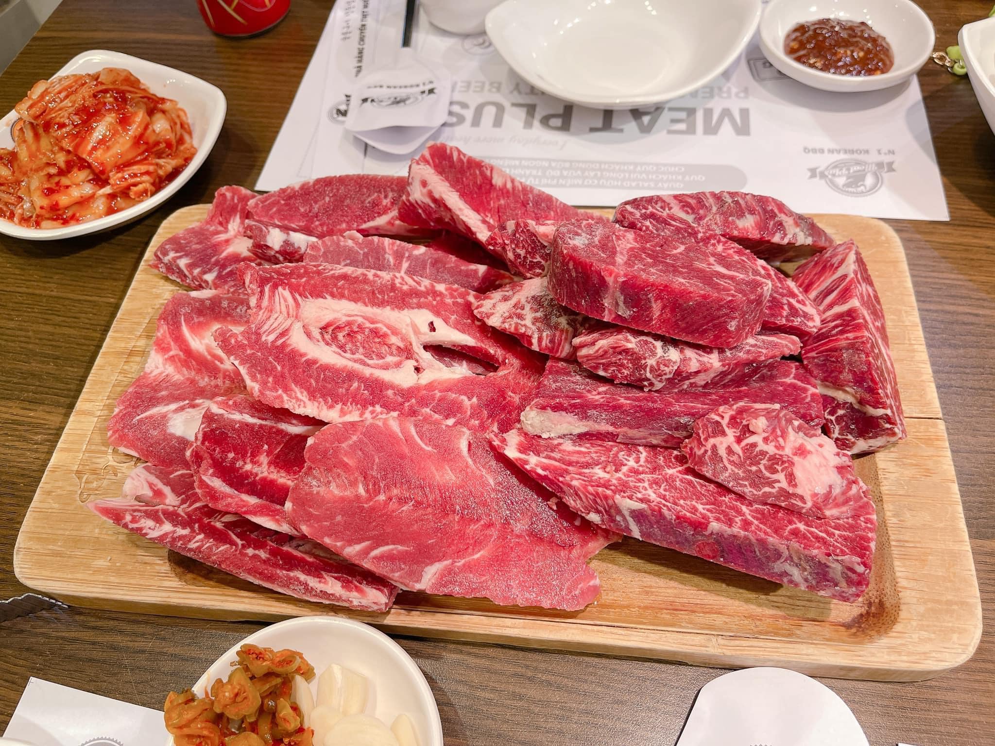 Thịt bò nướng tảng giúp bạn làm mới khẩu vị, và thay đổi vị giác khiến ngon miệng hơn